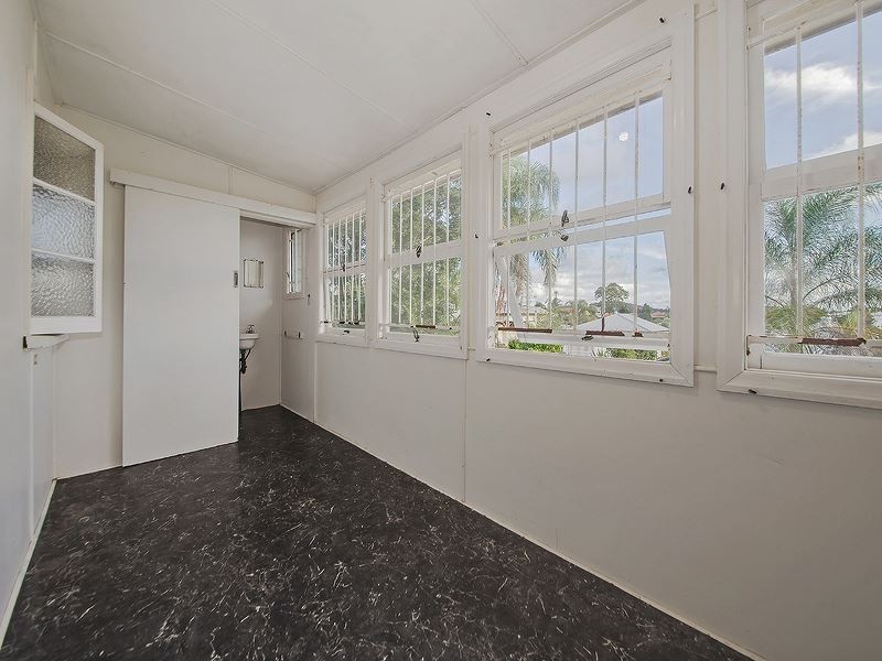 49 Henderson Street, Camp Hill QLD 4152