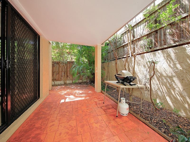 1/3 Kedron Street, Wooloowin QLD 4030