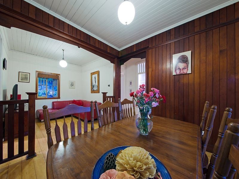 277 Bennetts Road, Norman Park QLD 4170