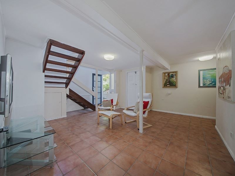 12 Orion Street, Coorparoo QLD 4151