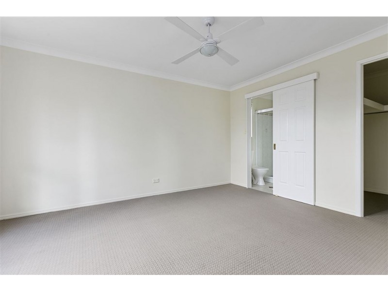 13 Woodrow Place, Marsden QLD 4132