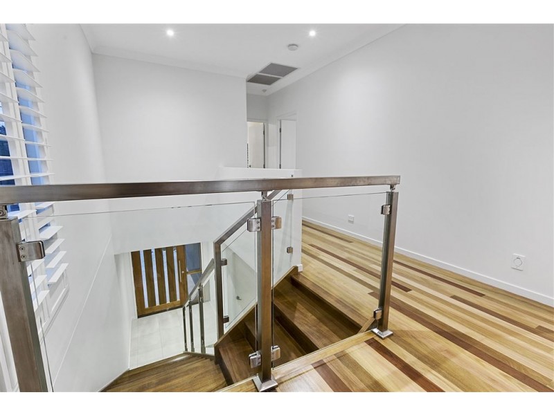 19 Weal Avenue, Tarragindi QLD 4121