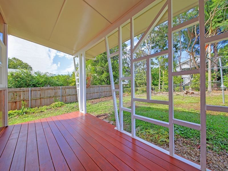 44 Norfolk Street, Coorparoo QLD 4151