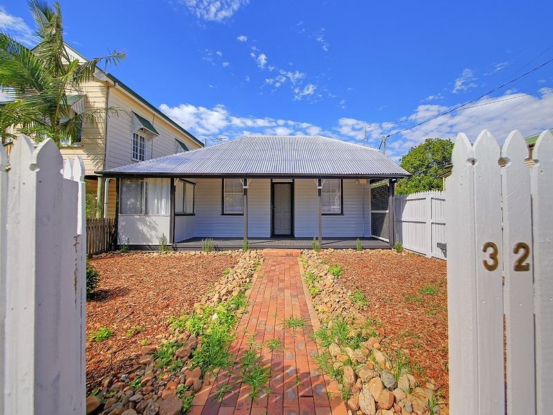 32 Gladstone Street, Coorparoo QLD 4151