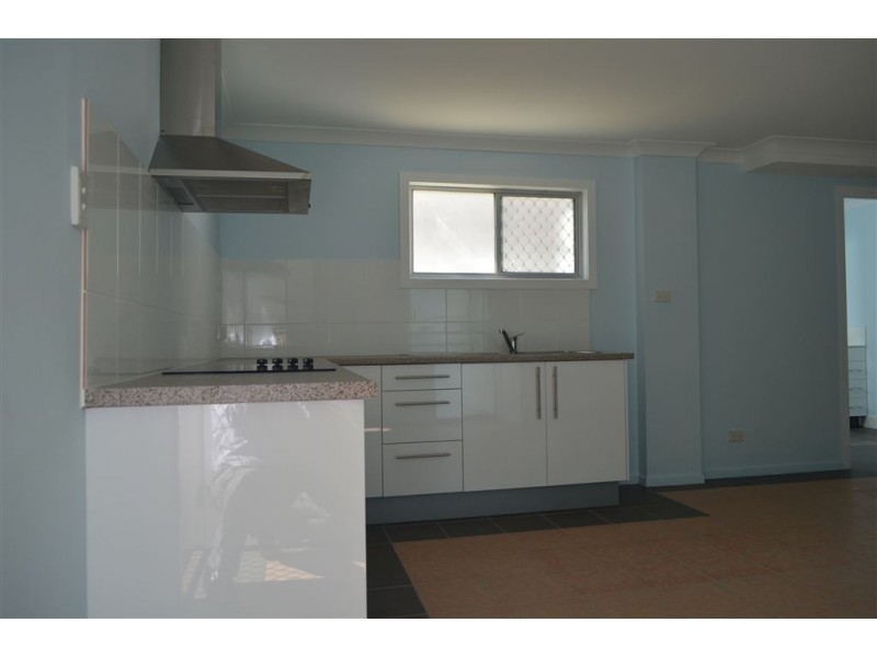 18b Jubilee Street, Greenslopes QLD 4120