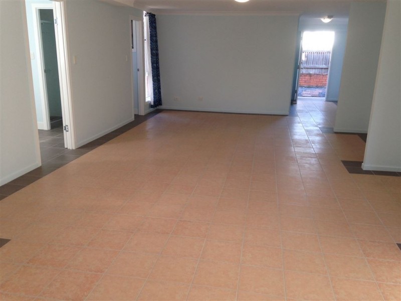 18b Jubilee Street, Greenslopes QLD 4120