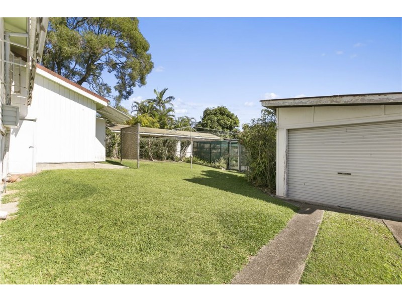 13 Weal Avenue, Tarragindi QLD 4121