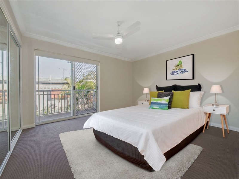2/51 Jones Road, Carina Heights QLD 4152