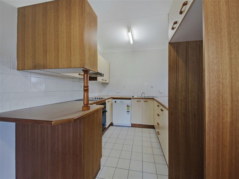 2/51 Jones Road, Carina Heights QLD 4152