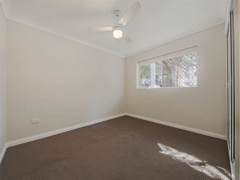 2/51 Jones Road, Carina Heights QLD 4152
