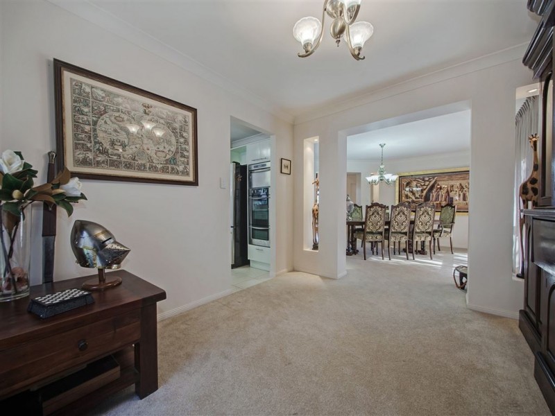 24 Banksia Place, Mount Gravatt East QLD 4122