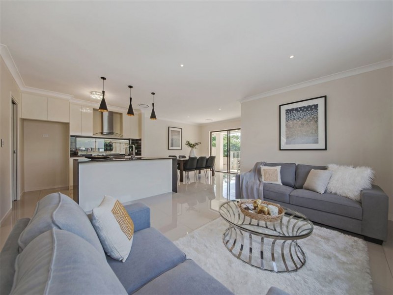 46 Kenneth Street, Coorparoo QLD 4151