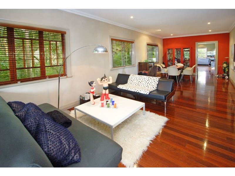 7 Henderson Street, Camp Hill QLD 4152