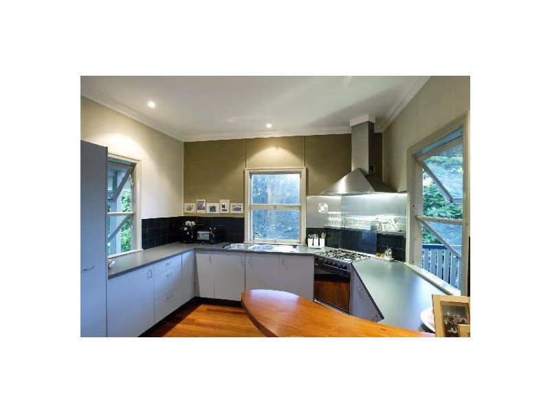 7 Henderson Street, Camp Hill QLD 4152