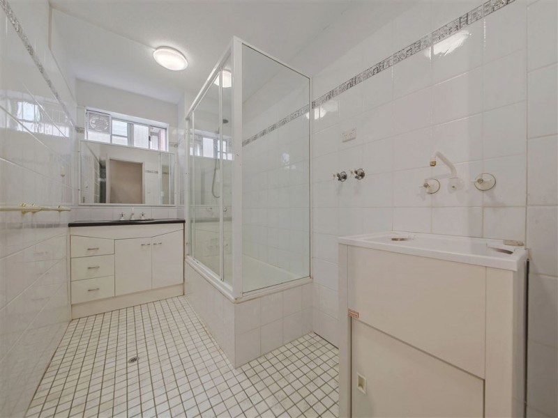 2/41 Shire Street, Coorparoo QLD 4151