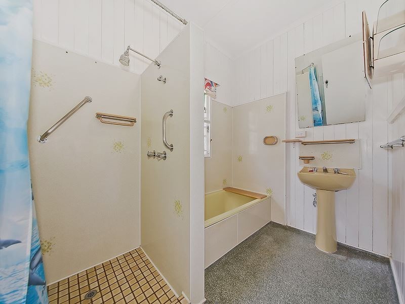 12 Keera Street, Coorparoo QLD 4151