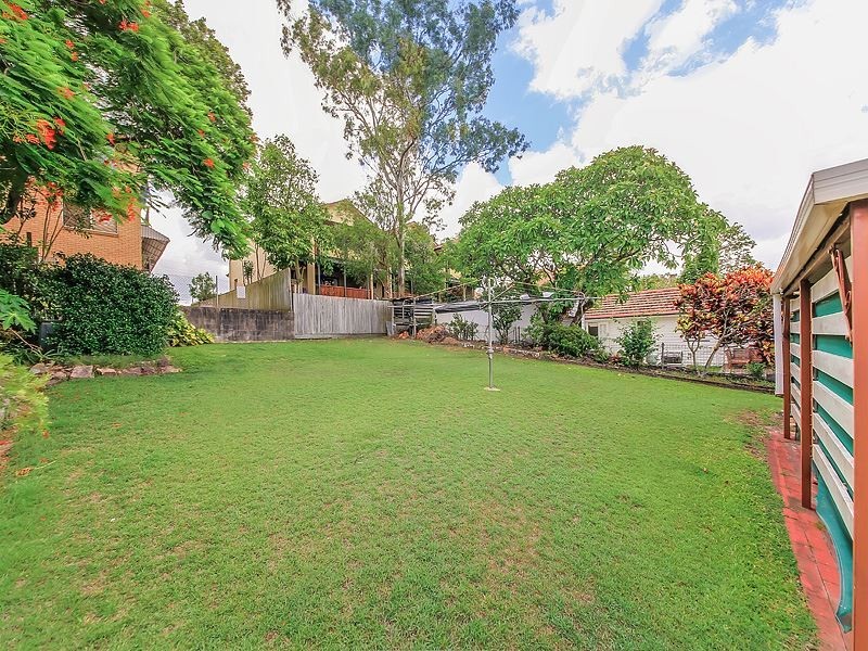 12 Keera Street, Coorparoo QLD 4151