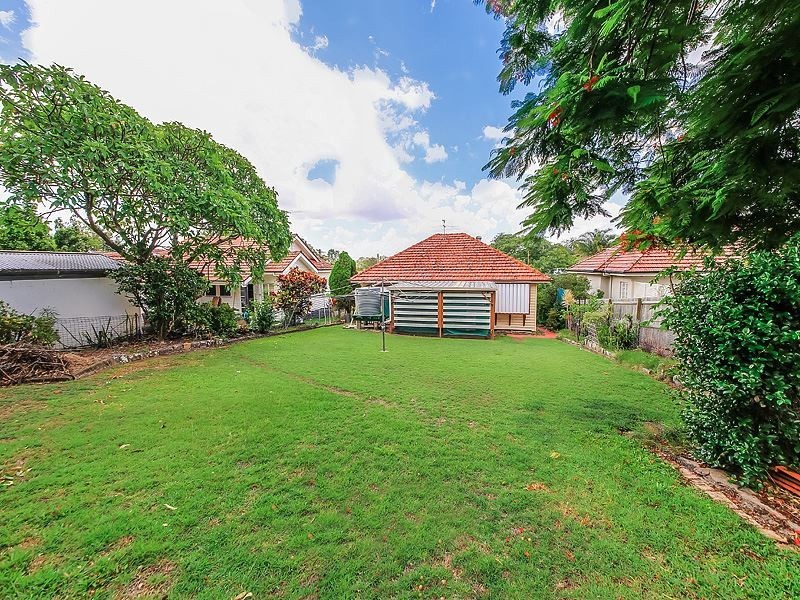 12 Keera Street, Coorparoo QLD 4151