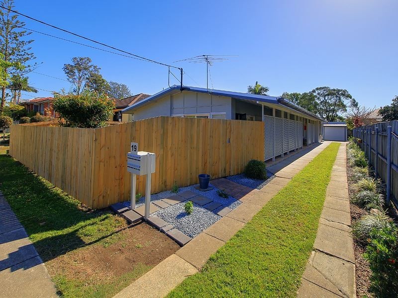 2/19 Gladstone Street, Coorparoo QLD 4151