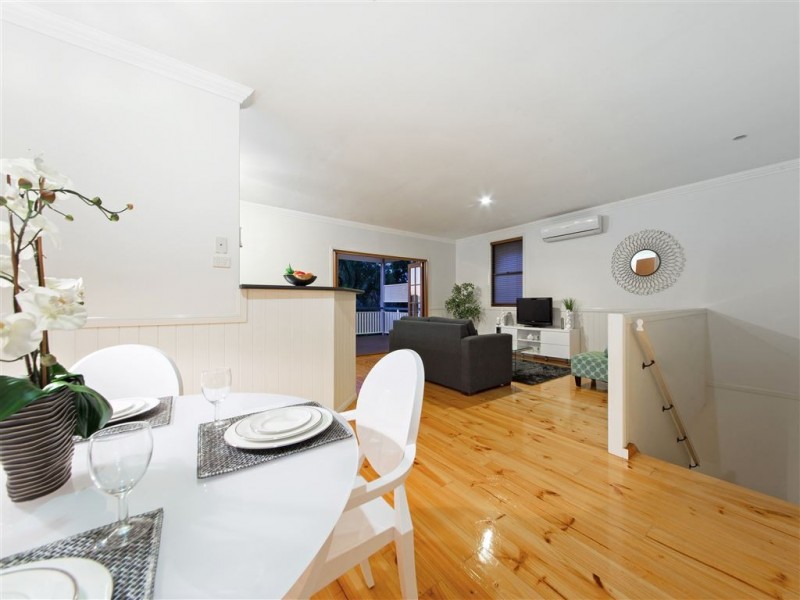 62 Wyena Street, Camp Hill QLD 4152