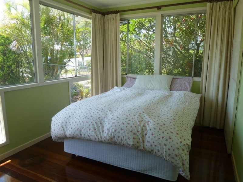 61 Arrol Street, Camp Hill QLD 4152