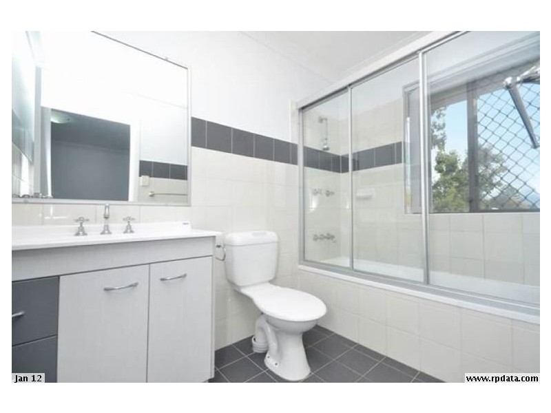 4/65-67 Donald Street, Camp Hill QLD 4152