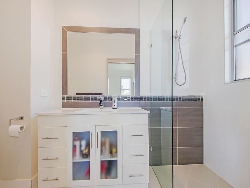 3/46 Leicester Street, Coorparoo QLD 4151