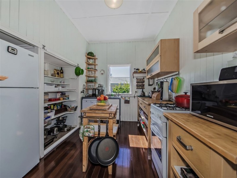 Holland Park QLD 4121