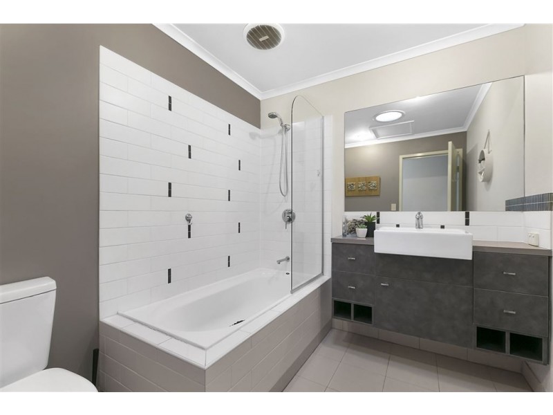 11/71 Anzac Road, Carina Heights QLD 4152