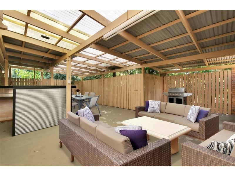 63 Gladewood Drive, Daisy Hill QLD 4127