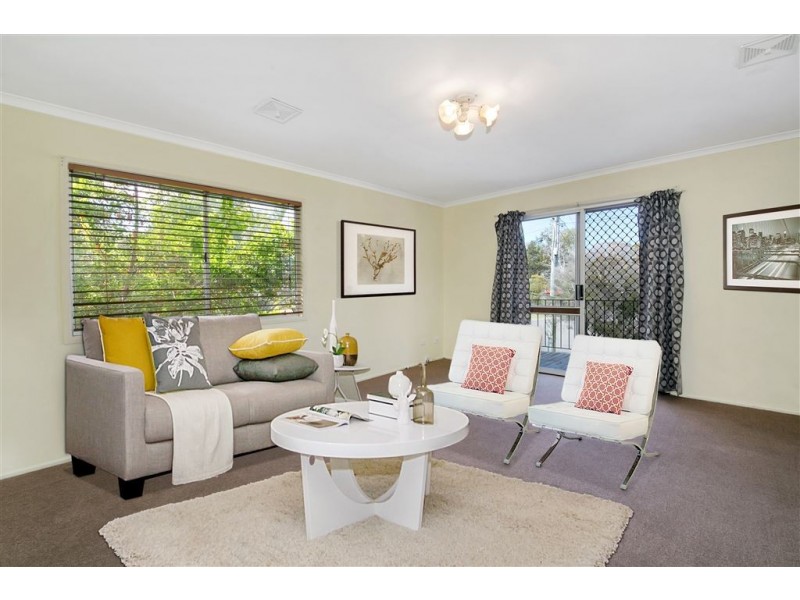 16 Lennox Court, Logan Central QLD 4114