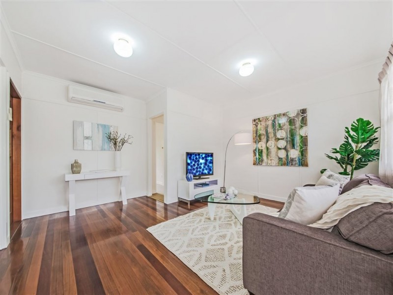 37 Fee Street, Chermside QLD 4032