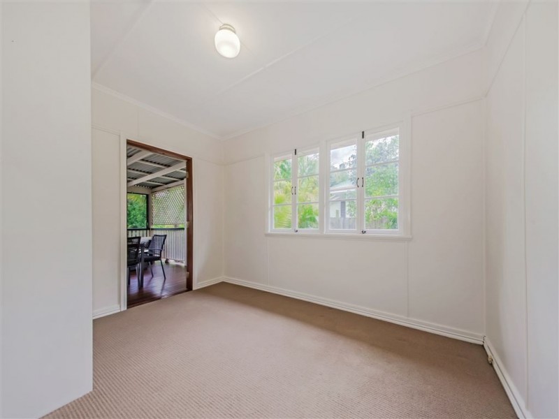 37 Fee Street, Chermside QLD 4032