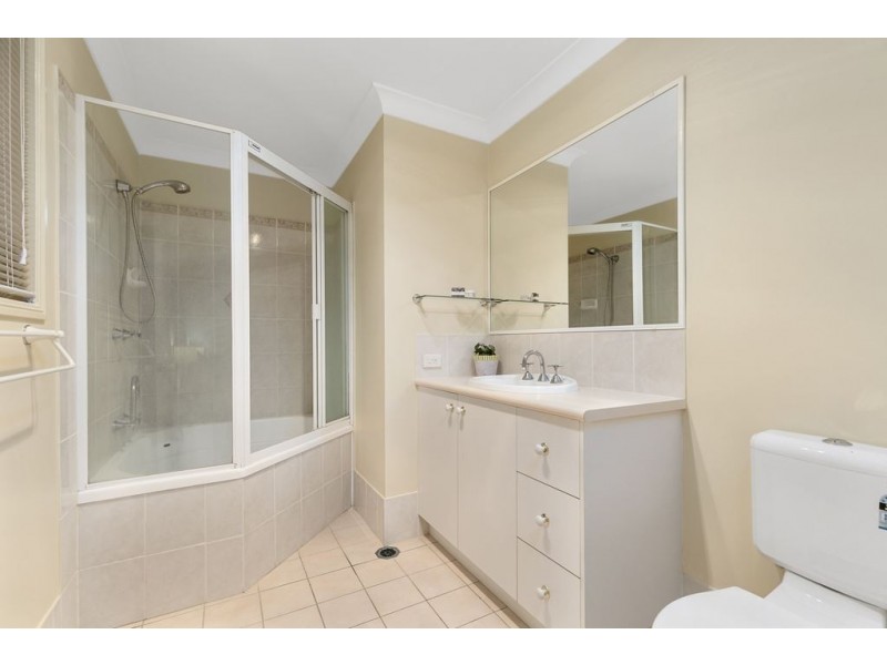 6 Oak Place, Mackenzie QLD 4156