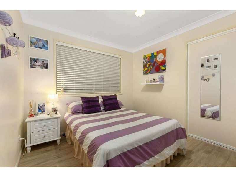 6 Oak Place, Mackenzie QLD 4156