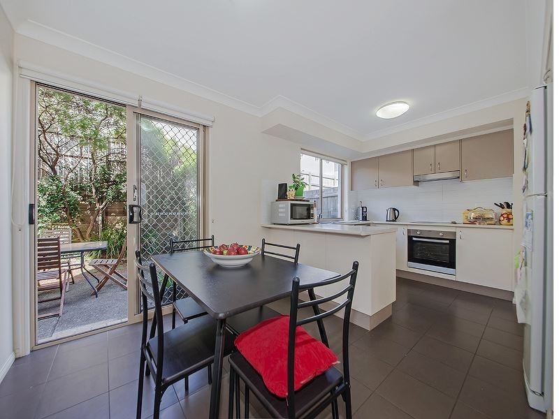 33/50 Johnston Street, Carina QLD 4152
