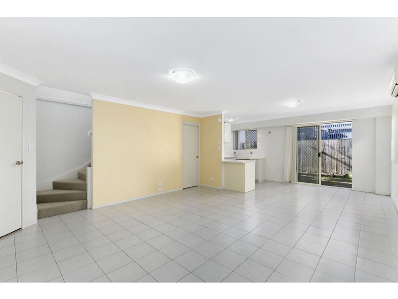 2/15 Howsan Street, Mount Gravatt East QLD 4122