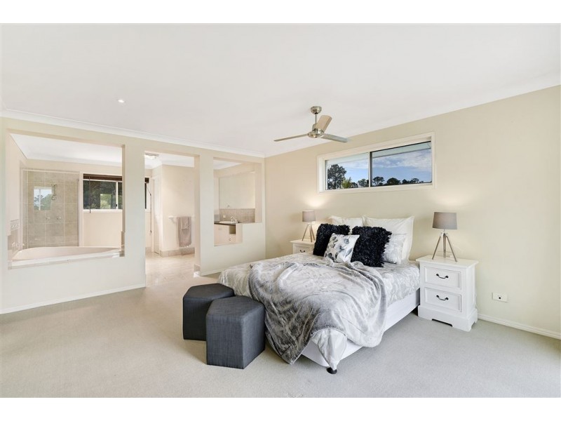 8 Koomooloo Circle, Coomera Waters QLD 4209