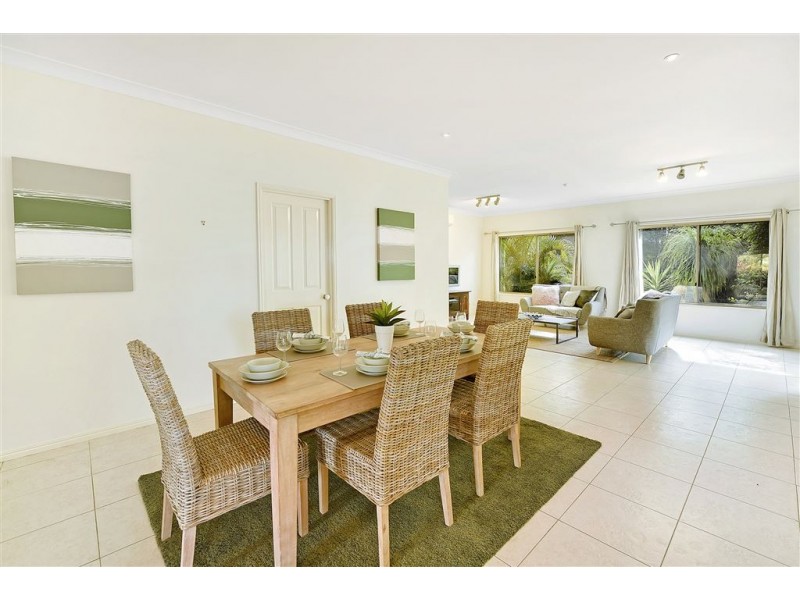 8 Koomooloo Circle, Coomera Waters QLD 4209