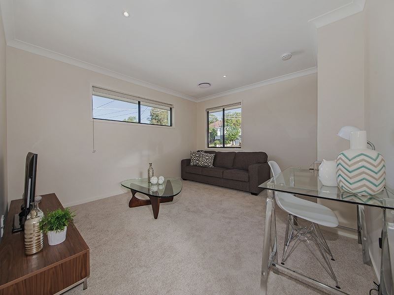 46 Kenneth Street, Coorparoo QLD 4151