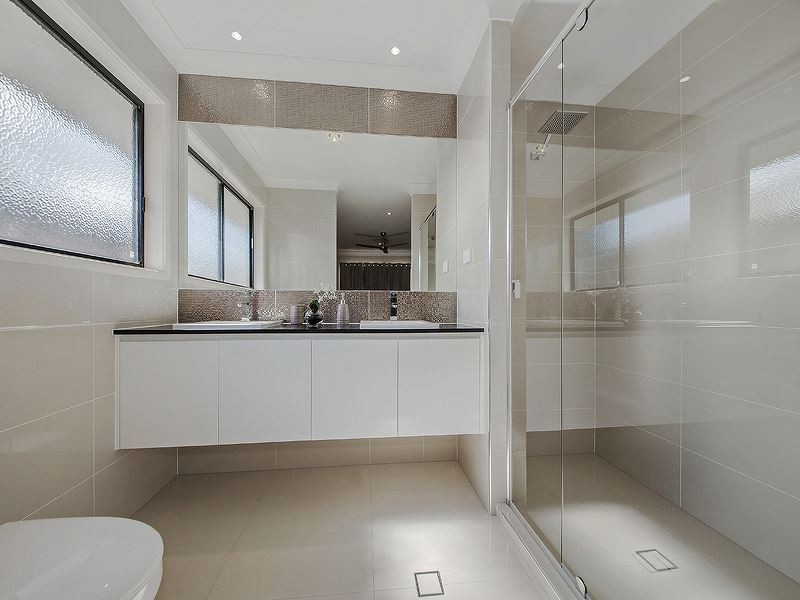 46 Kenneth Street, Coorparoo QLD 4151