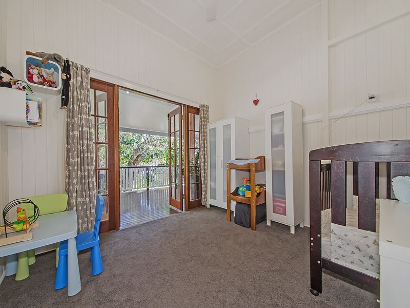 44 Woodhill Avenue, Coorparoo QLD 4151