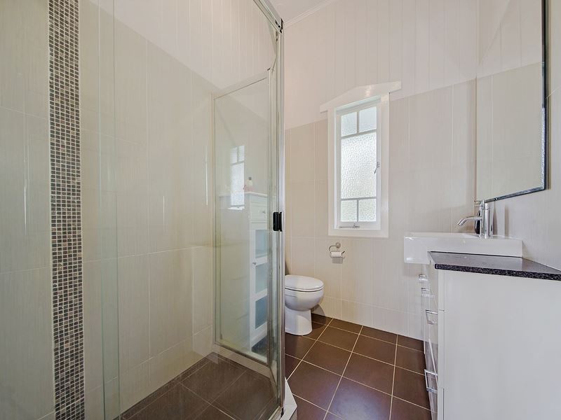 44 Woodhill Avenue, Coorparoo QLD 4151