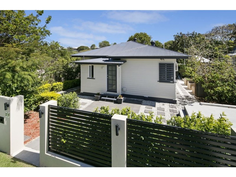 21 Avesnes Street, Holland Park QLD 4121