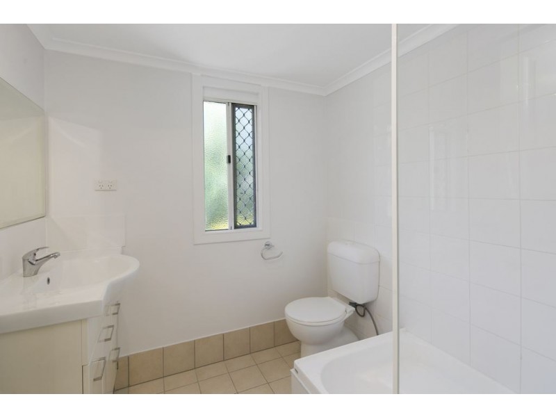 21 Avesnes Street, Holland Park QLD 4121