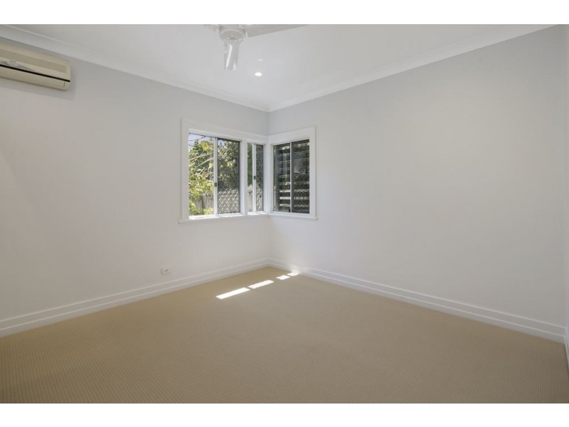 21 Avesnes Street, Holland Park QLD 4121