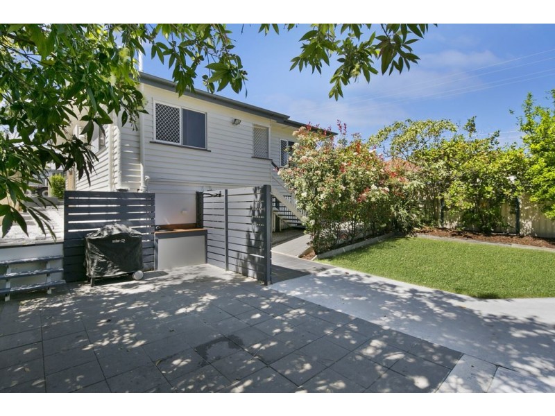 21 Avesnes Street, Holland Park QLD 4121