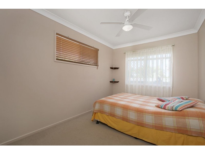 4 Senga Street, Manly West QLD 4179