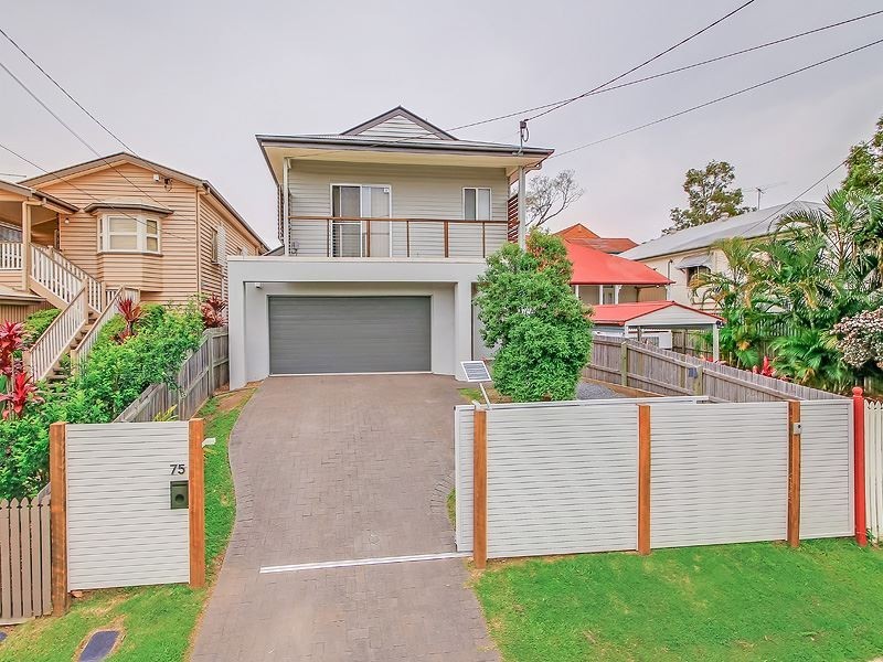 75 Hipwood Street, Norman Park QLD 4170