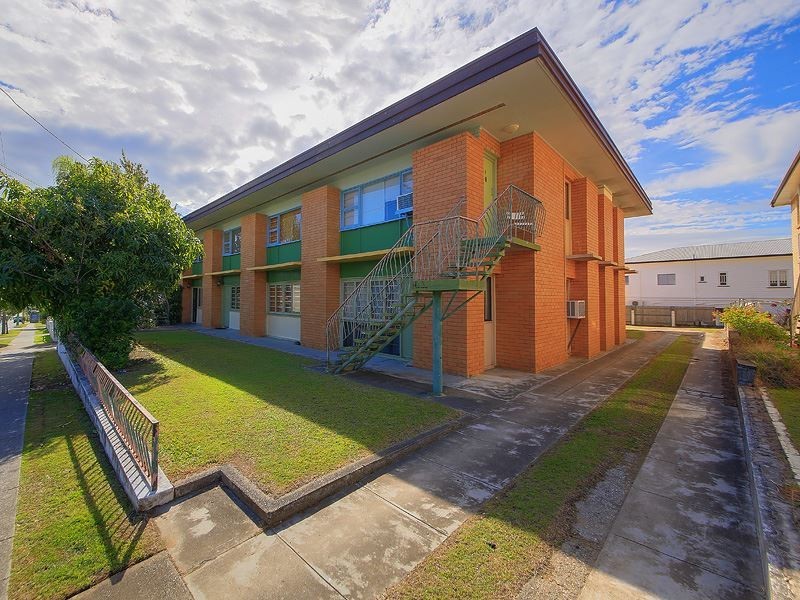1/230 Cavendish Road, Coorparoo QLD 4151